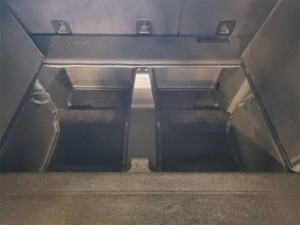 Used 2019 Dodge Durango AWD w/ Trailer Tow Group IV image 28