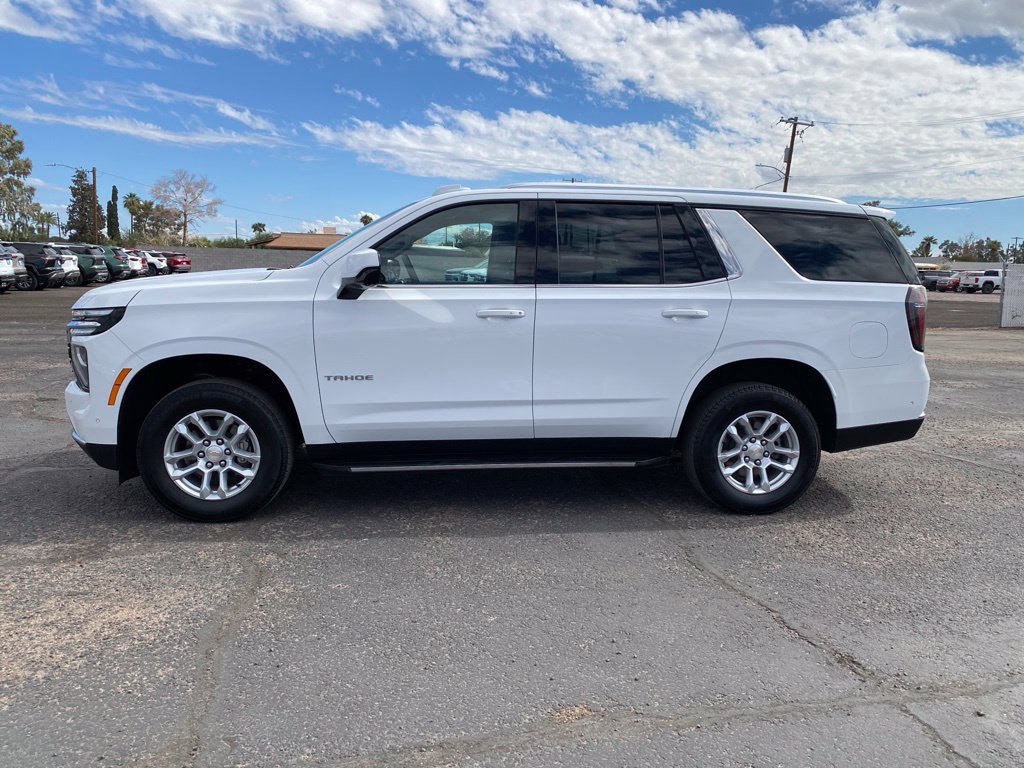 Used 2025 Chevrolet Tahoe LT RWD image 3