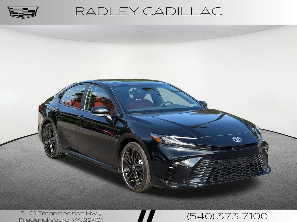 Used 2025 Toyota Camry XSE FWD image 19