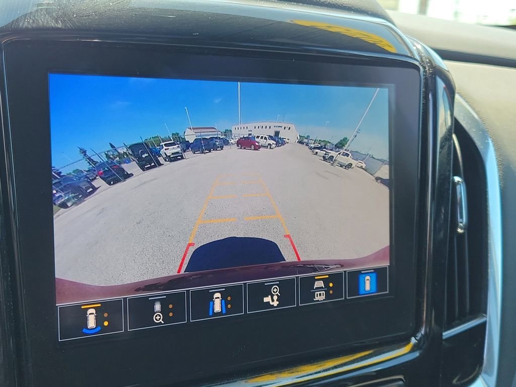 Used 2023 Chevrolet Traverse RS AWD/4WD image 31