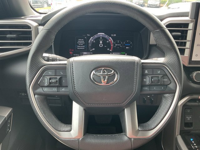 Used 2025 Toyota Tundra Limited AWD/4WD image 22