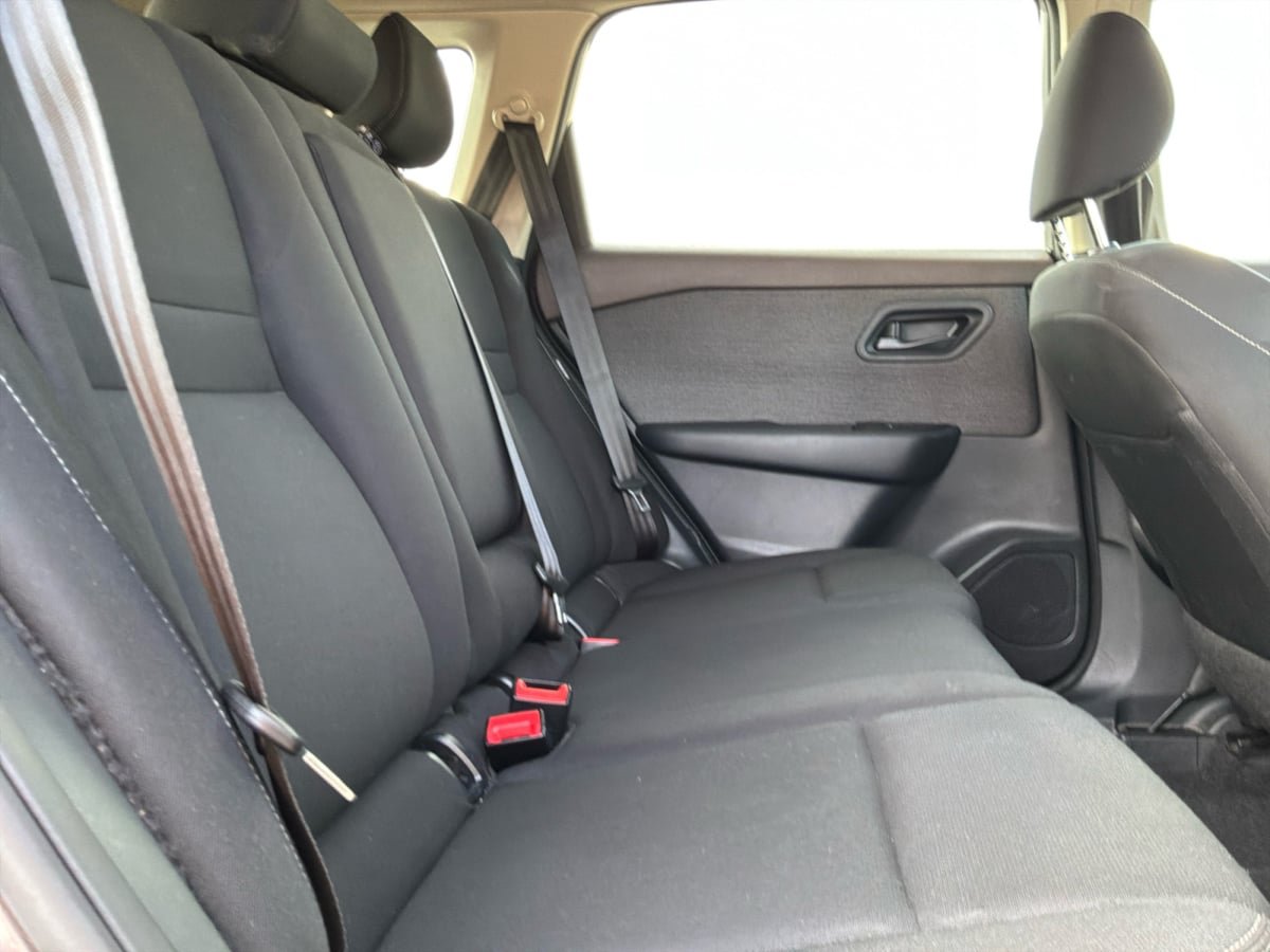 Used 2023 Nissan Rogue S FWD image 20