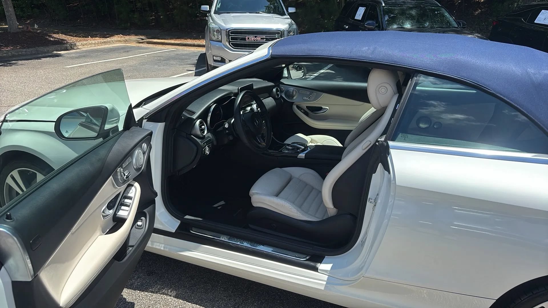 Used 2017 Mercedes-Benz C 300 Cabriolet image 27