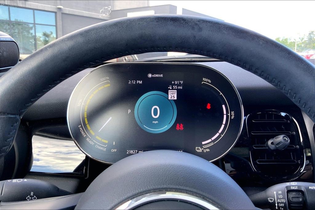 Certified 2024 MINI Cooper SE image 21