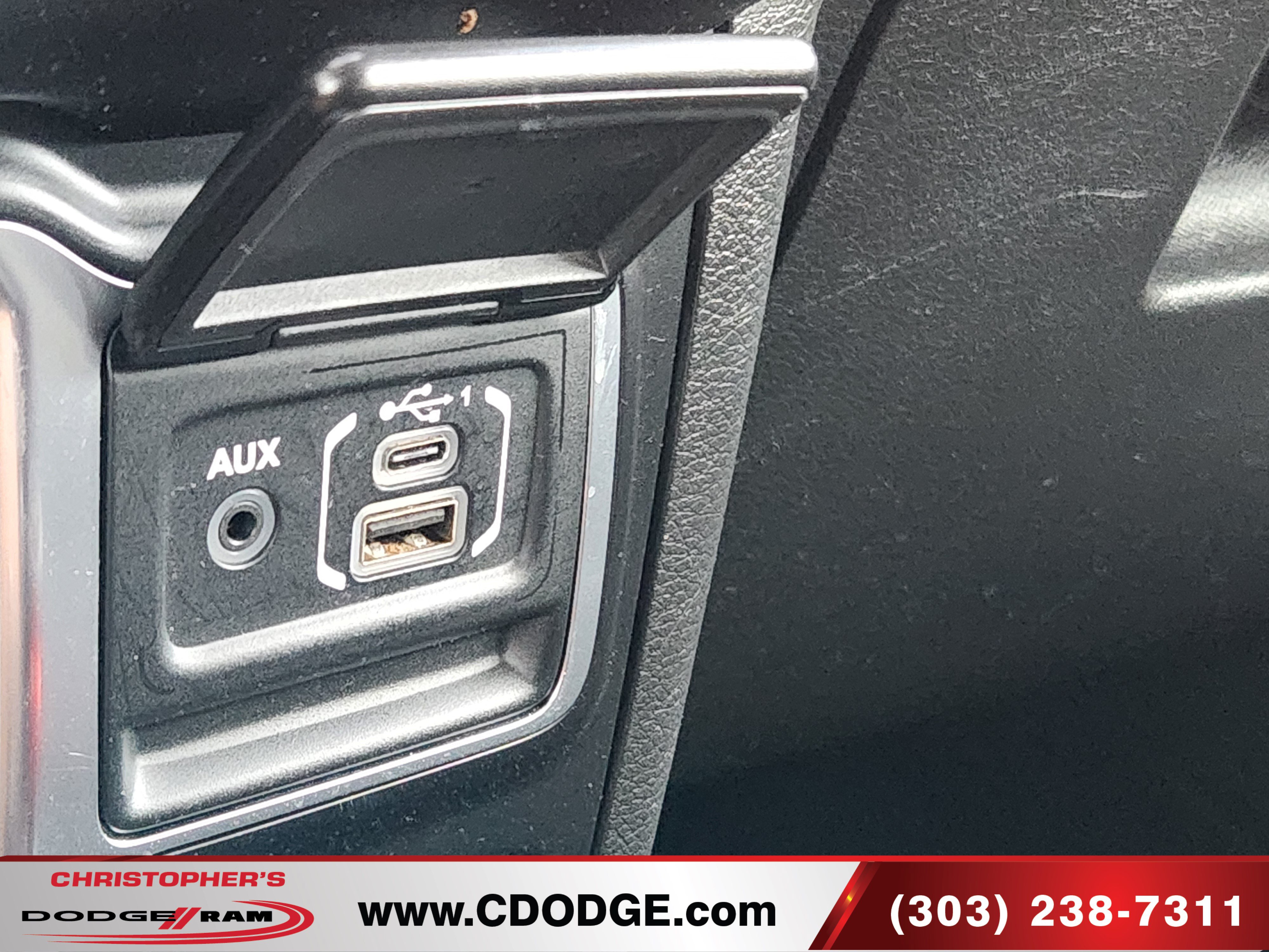 Used 2021 Jeep Gladiator Sport AWD/4WD image 29
