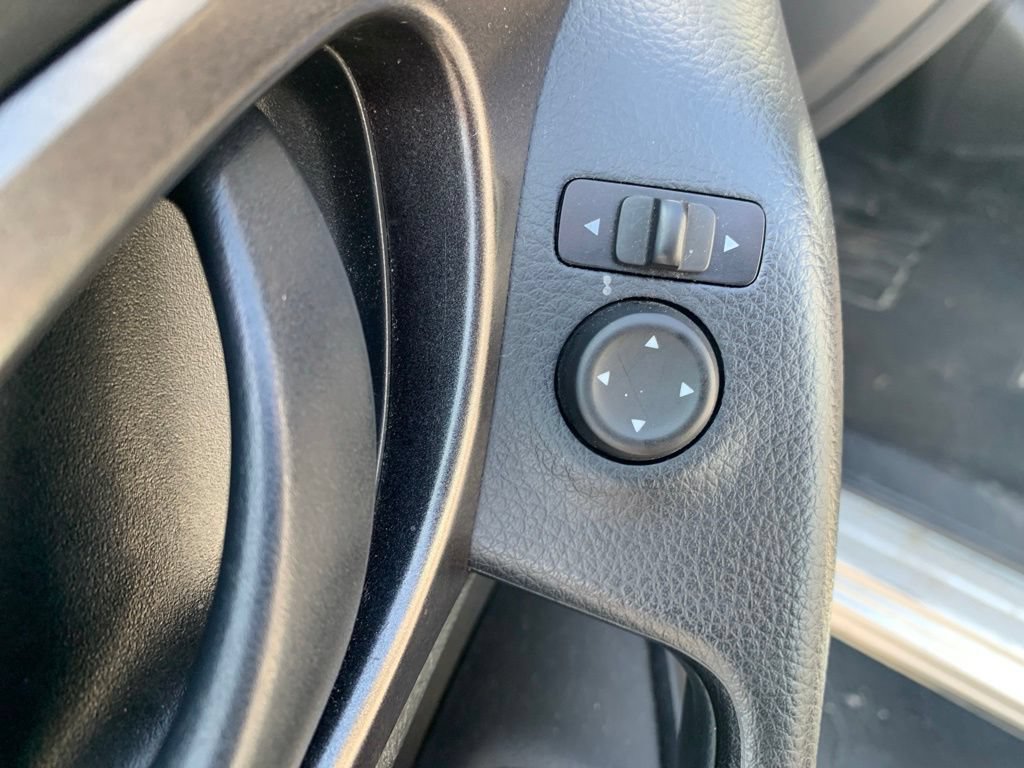 Used 2020 Nissan Rogue Sport S AWD/4WD image 34