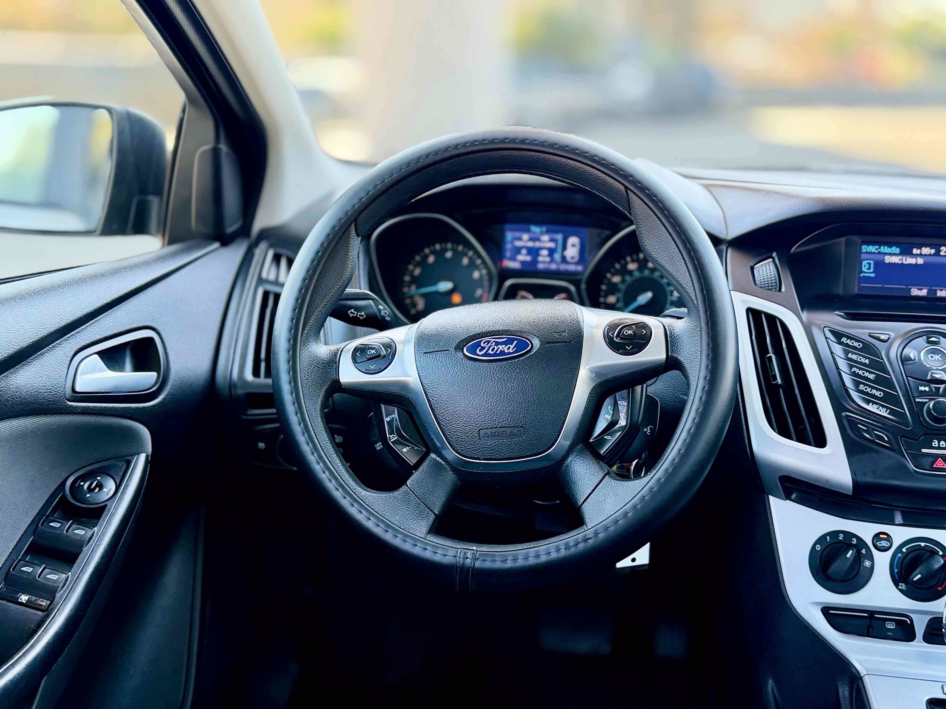 Used 2013 Ford Focus SE FWD image 14