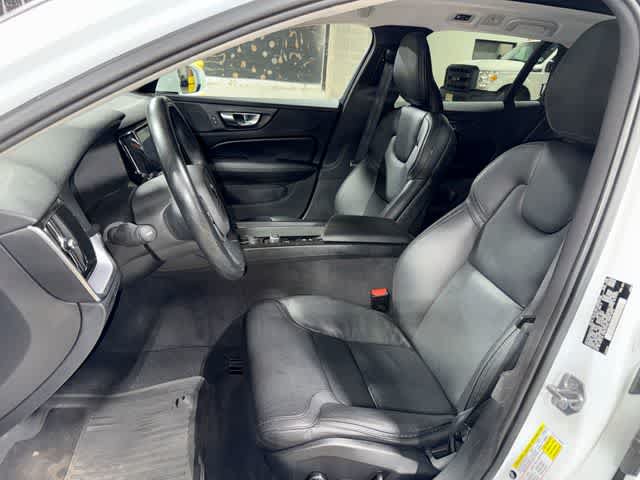 Used 2020 Volvo V60 T5 Cross Country w/ Protection Package Premier AWD/4WD image 15