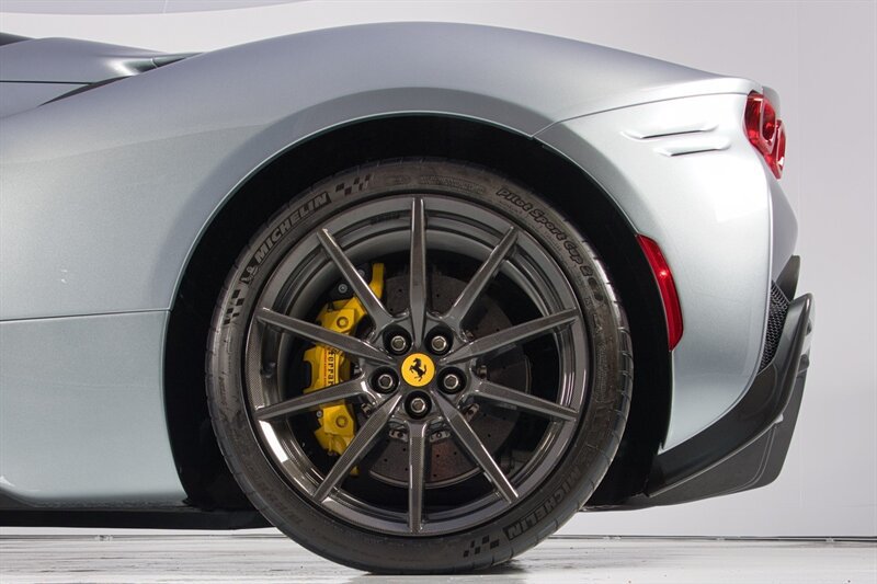 Used 2023 Ferrari SF90 Spider AWD/4WD image 7
