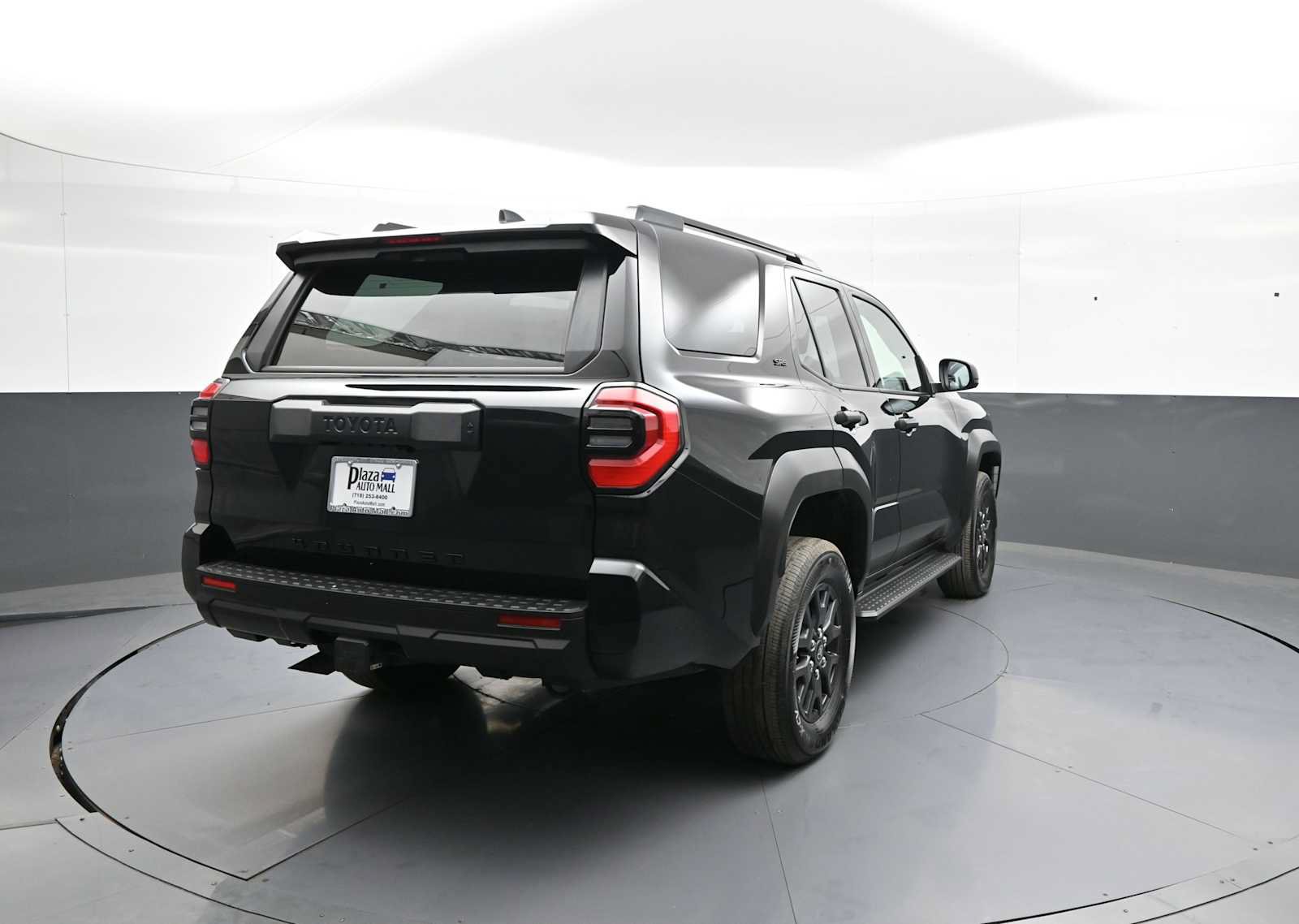 Certified 2025 Toyota 4Runner SR5 AWD/4WD image 6