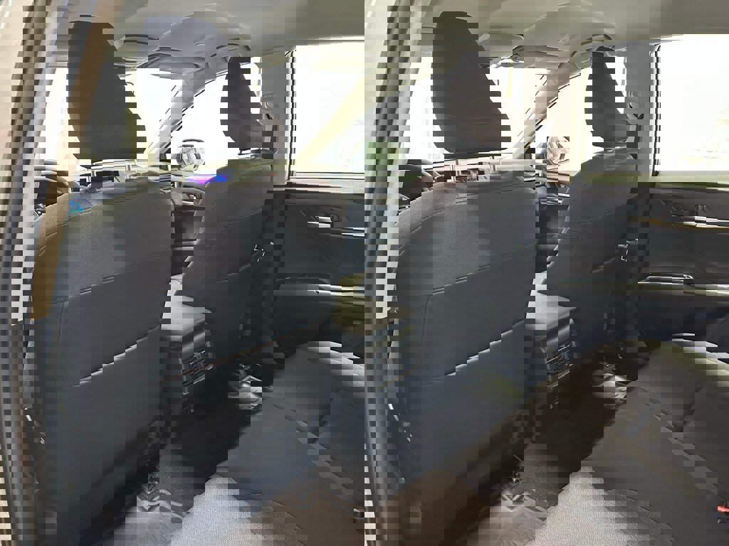 Used 2025 Toyota Camry LE image 48