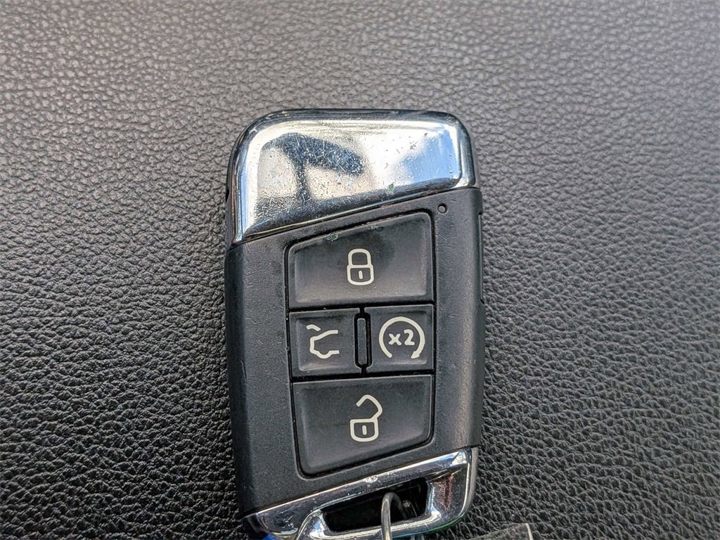 Used 2022 Volkswagen Atlas SE w/ Panoramic Sunroof Package image 31