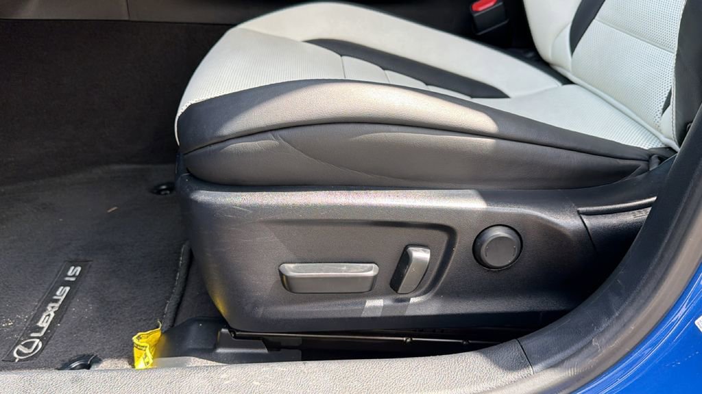 Used 2021 Lexus IS 350 F Sport w/ Navigation Package image 13