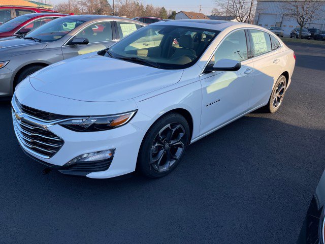 New 2023 Chevrolet Malibu LT w/ LPO, Floor Liner Package image 2