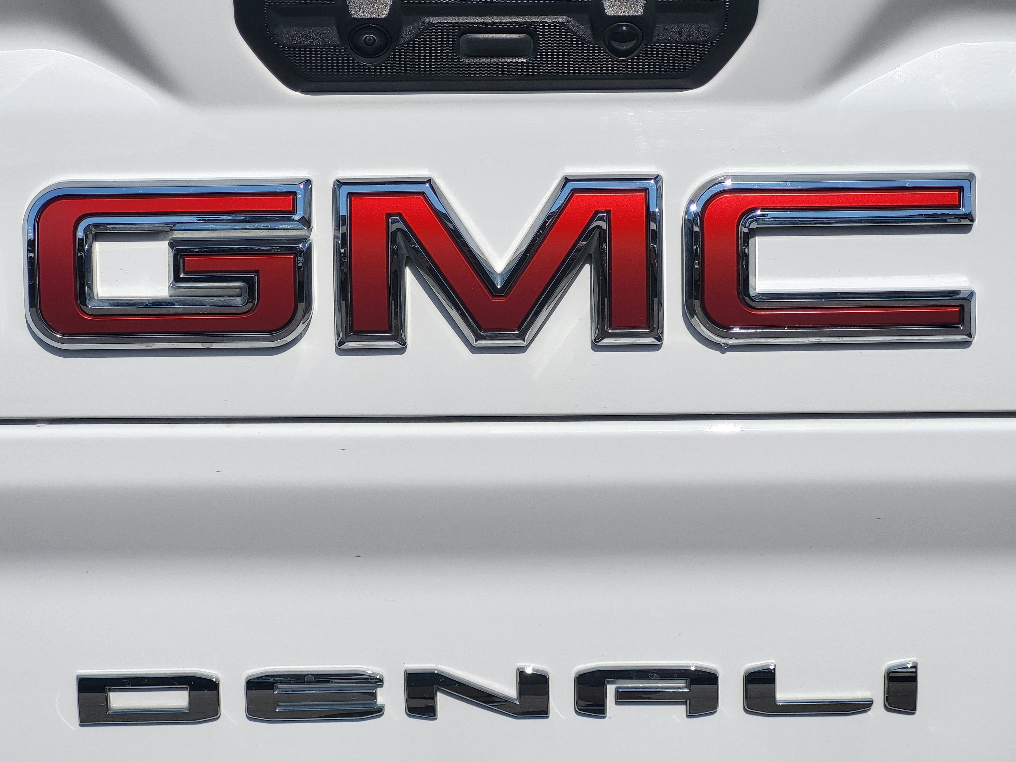 Used 2024 GMC Sierra 2500 Denali w/ Denali Reserve Package AWD/4WD image 11
