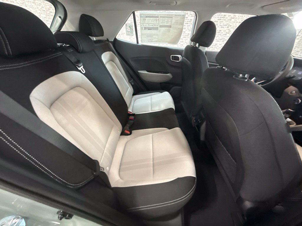 New 2026 Hyundai Venue SEL FWD image 13
