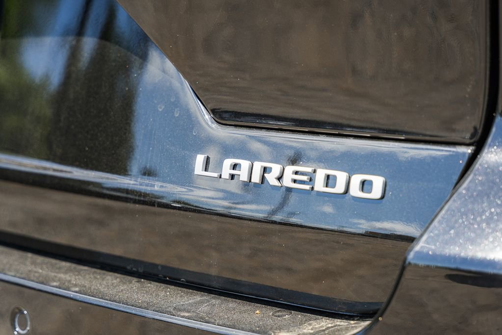 New 2025 Jeep Grand Cherokee Laredo X w/ Luxury Tech Group I image 8