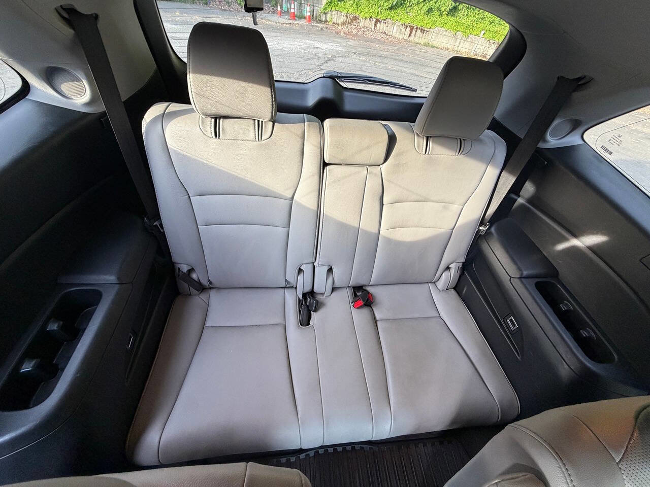 Used 2016 Honda Pilot Elite image 30