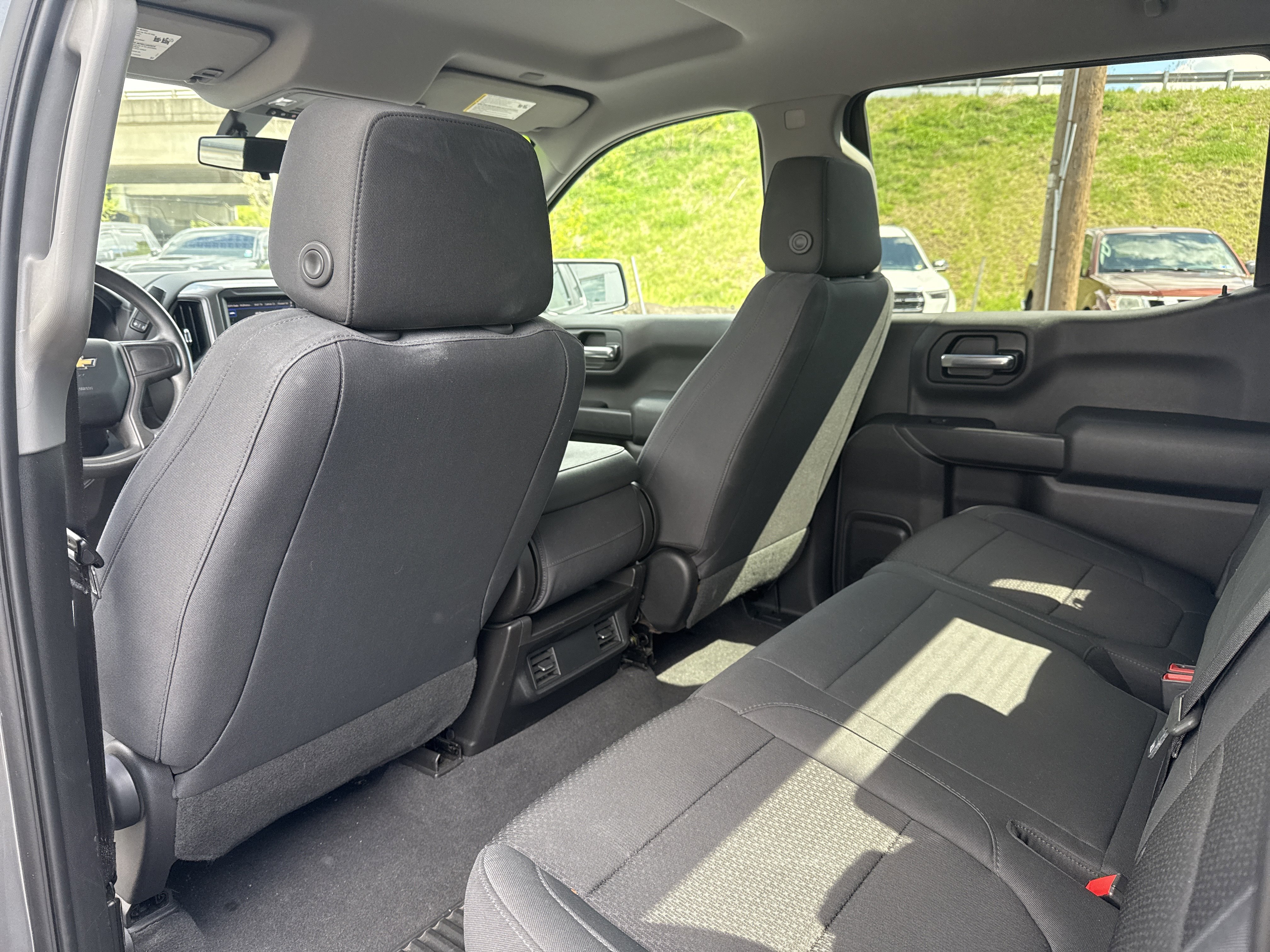 Used 2019 Chevrolet Silverado 1500 Custom w/ Custom Value Package image 14