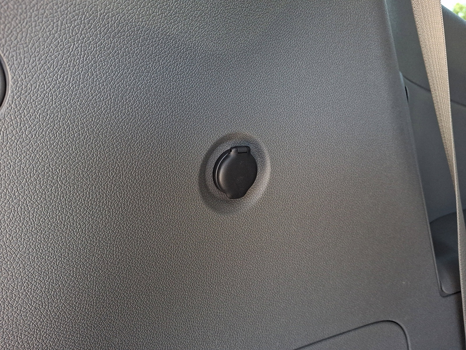 Used 2017 Chevrolet Traverse LS w/ LPO, 'HIT The Road' Package AWD/4WD image 27