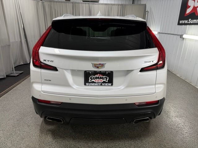 Used 2022 Cadillac XT4 Luxury w/ Cold Weather Package AWD/4WD image 5