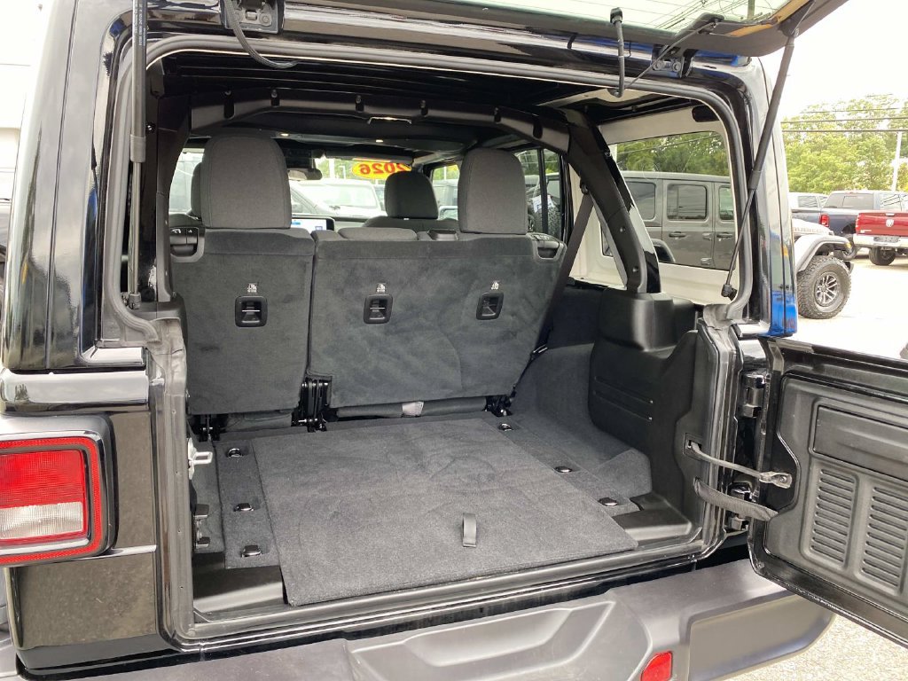 Certified 2026 Jeep Wrangler Unlimited Sport AWD/4WD image 5