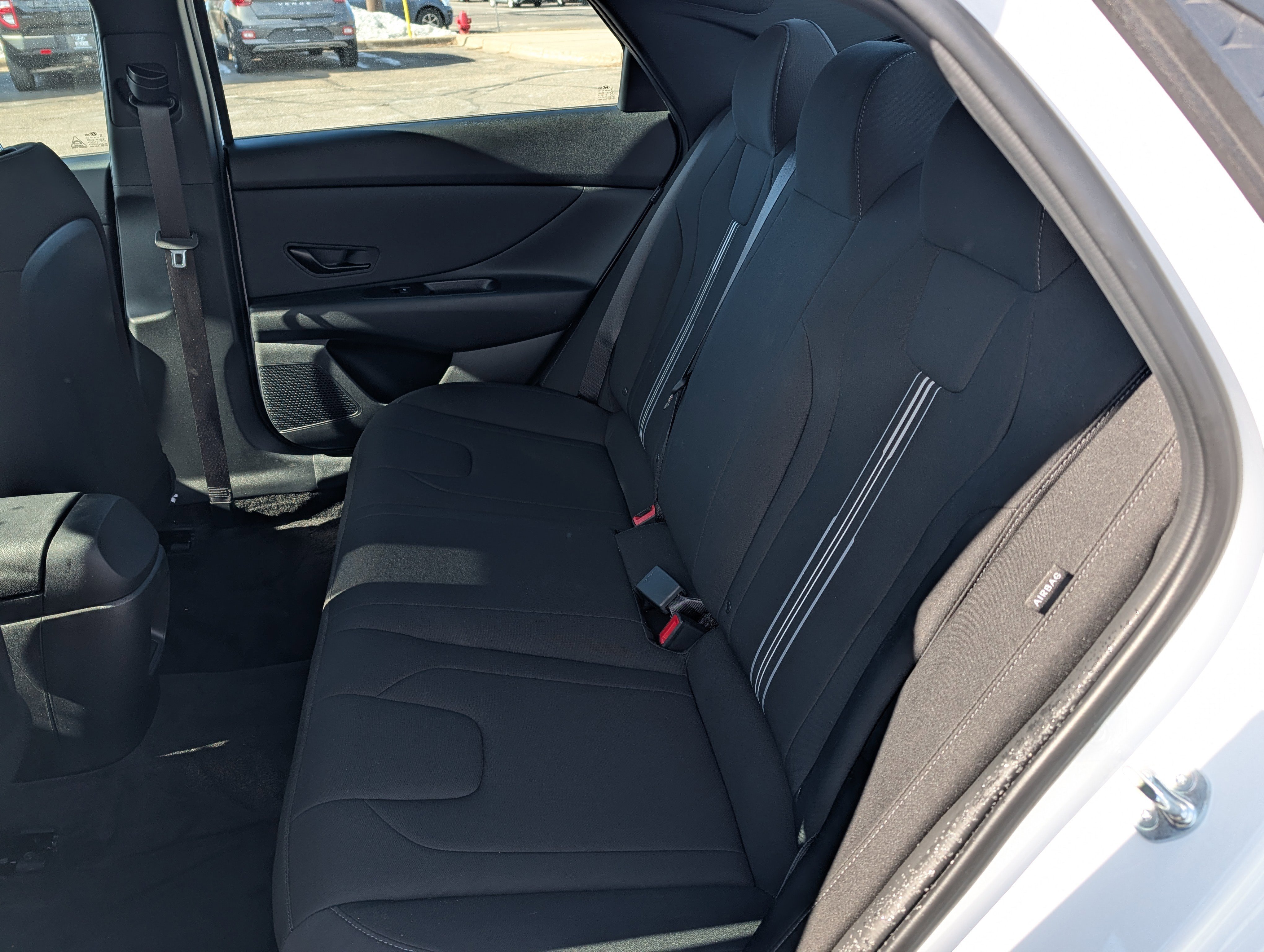 Certified 2025 Hyundai Elantra SEL FWD image 13