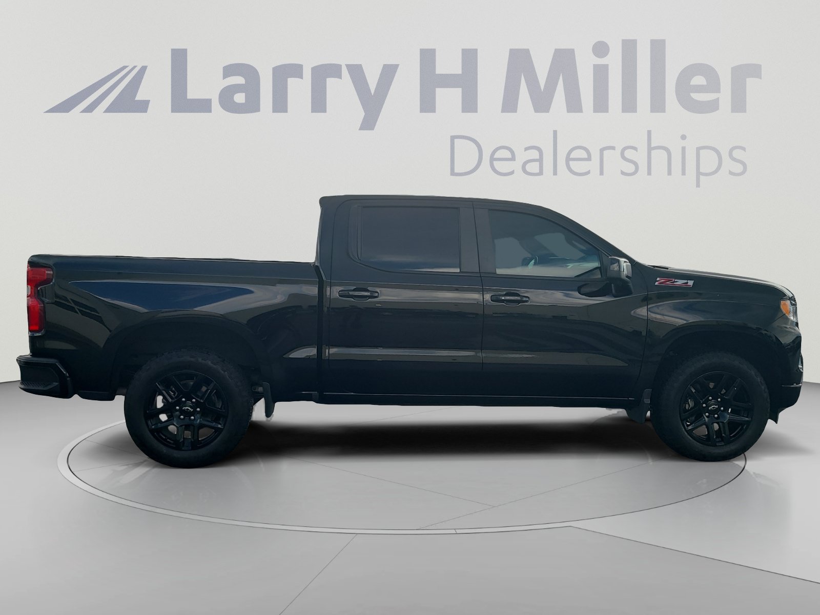 Certified 2024 Chevrolet Silverado 1500 RST w/ RST All Star Premium Package AWD/4WD image 6