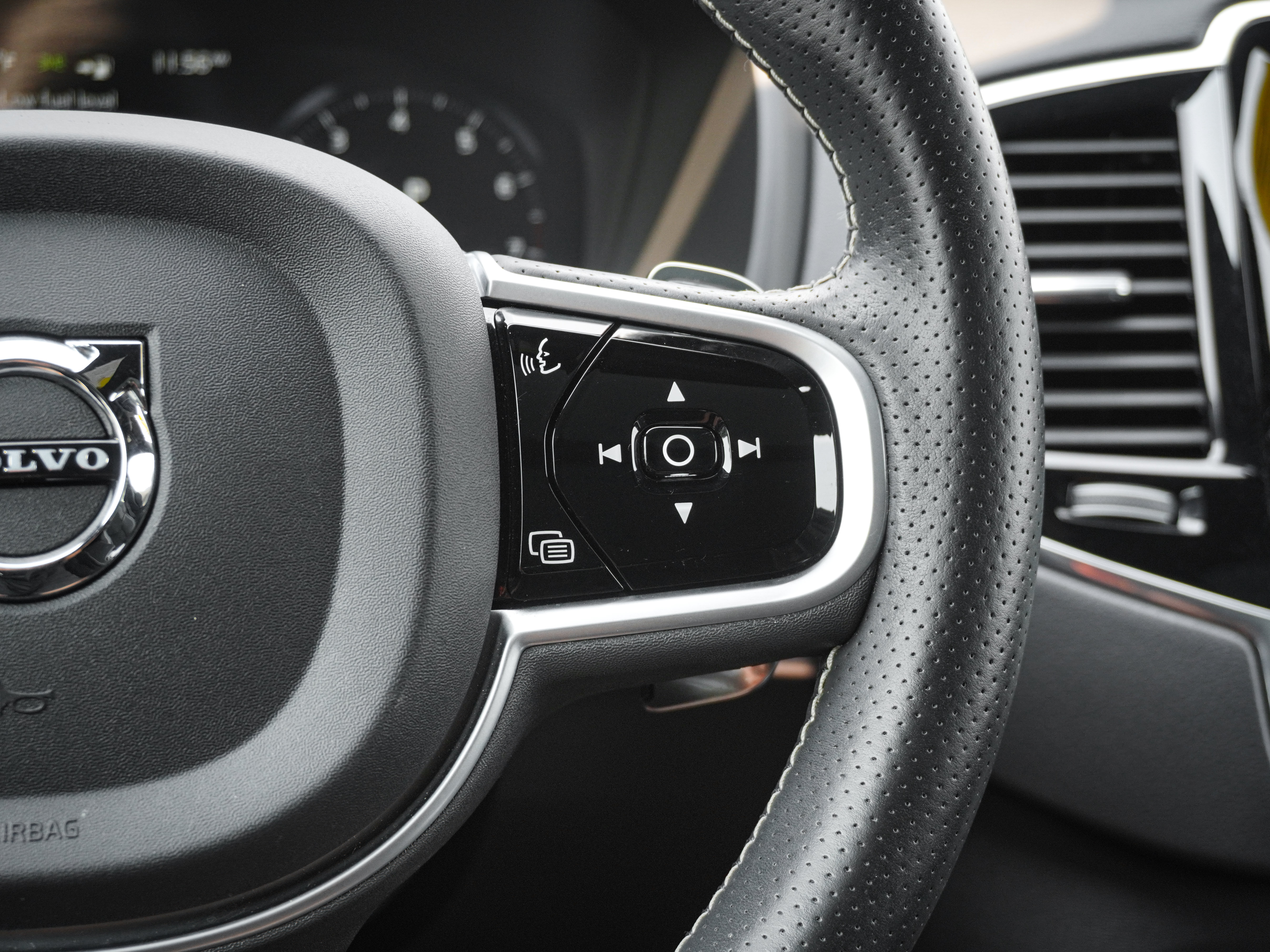 Used 2019 Volvo XC90 T6 R-Design w/ Advanced Package AWD/4WD image 20