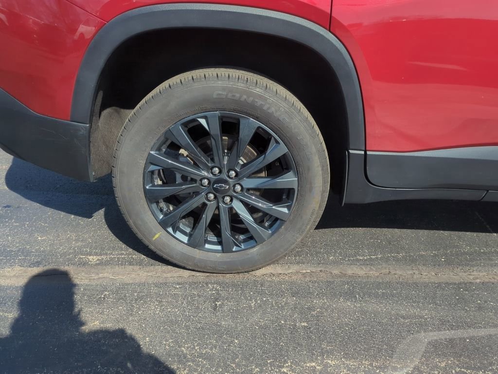 Certified 2023 Chevrolet Traverse RS w/ LPO, Floor Liner Package image 15