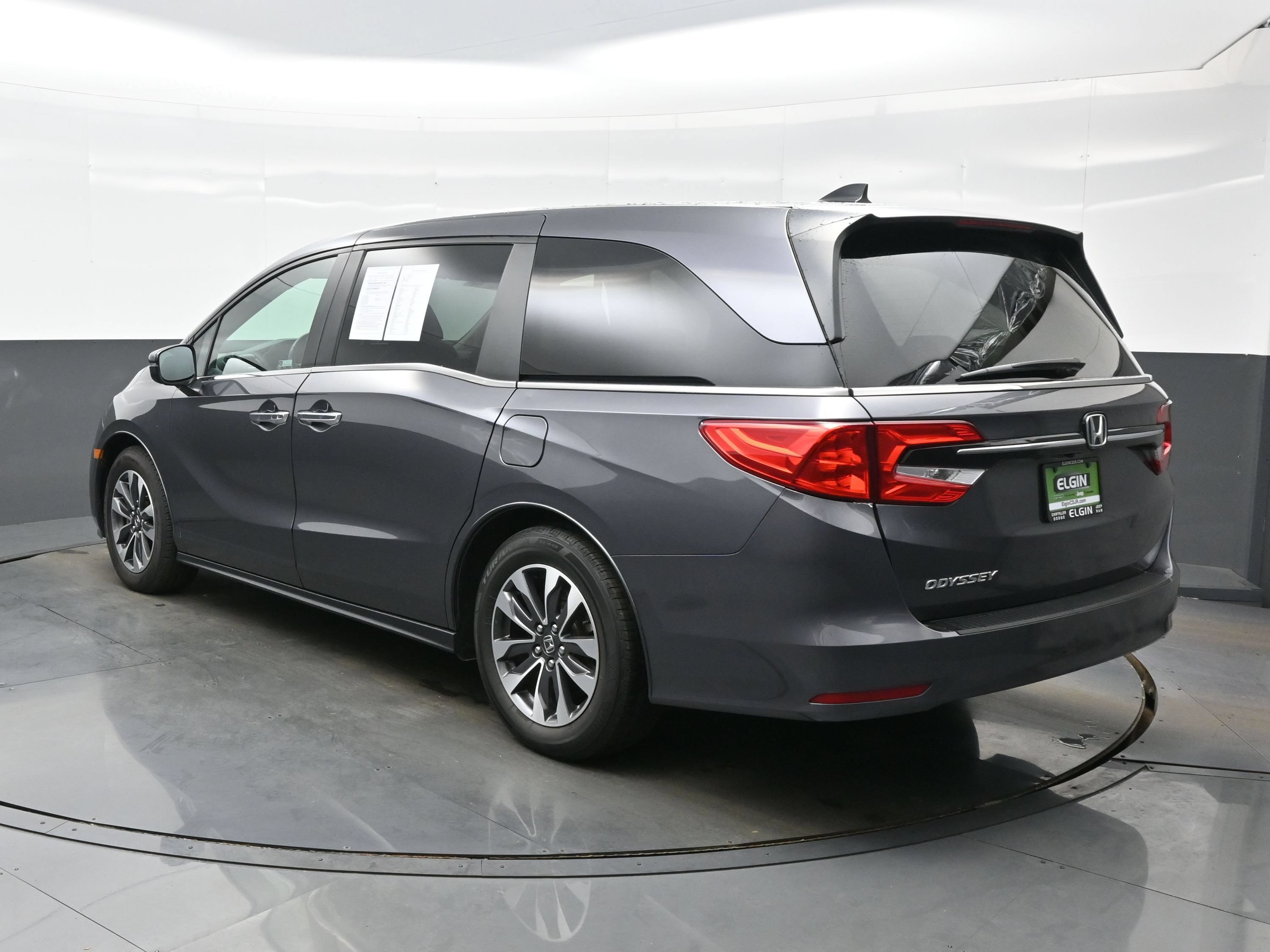 Used 2023 Honda Odyssey EX-L image 5