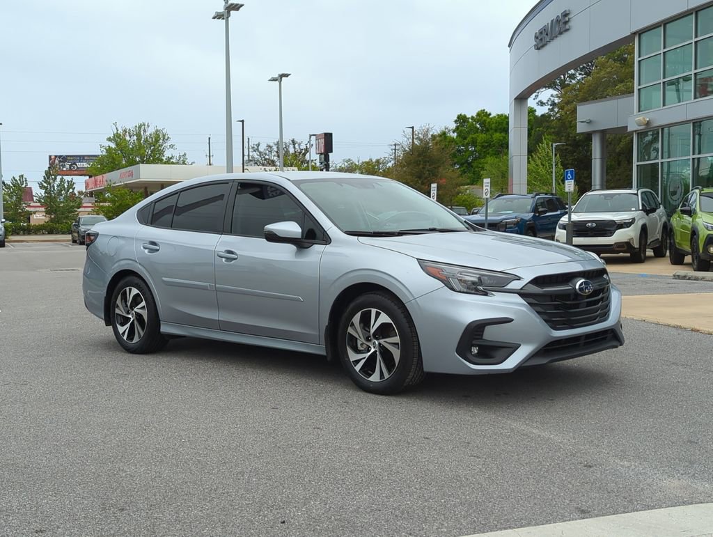 Used 2025 Subaru Legacy Premium image 9