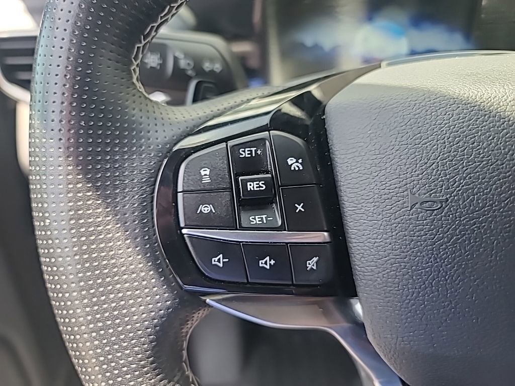 Used 2021 Ford Explorer ST w/ Equipment Group 401A AWD/4WD image 12