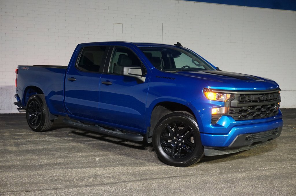 Used 2023 Chevrolet Silverado 1500 Custom w/ Rally Edition image 3