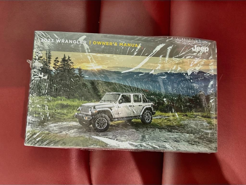 Used 2023 Jeep Wrangler Unlimited Rubicon 4xe AWD/4WD image 36
