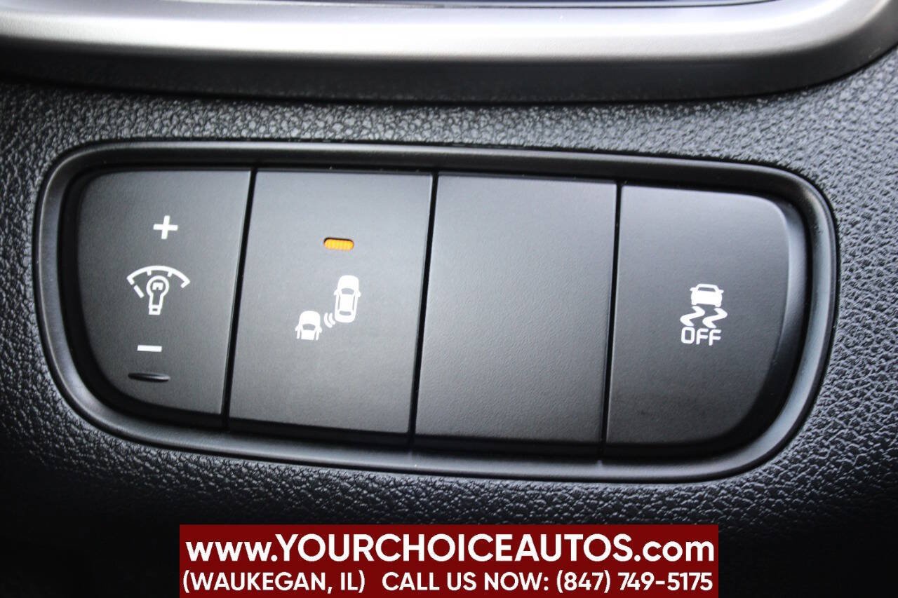 Used 2020 Kia Sorento LX w/ LX I4 Convenience Package AWD/4WD image 28