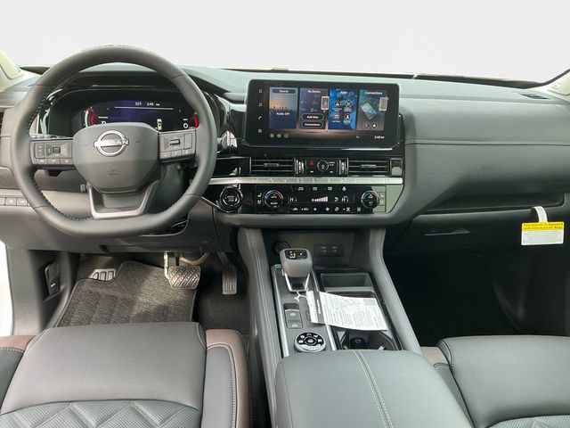 New 2026 Nissan Pathfinder Platinum image 11