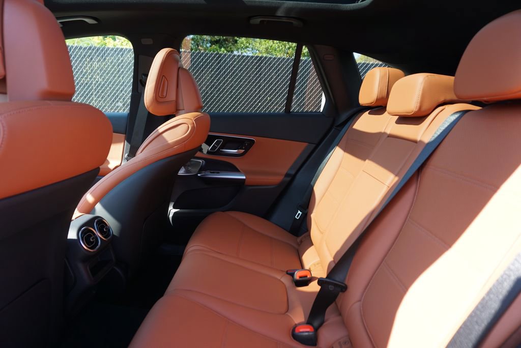 New 2026 Mercedes-Benz GLC 300 4MATIC image 46