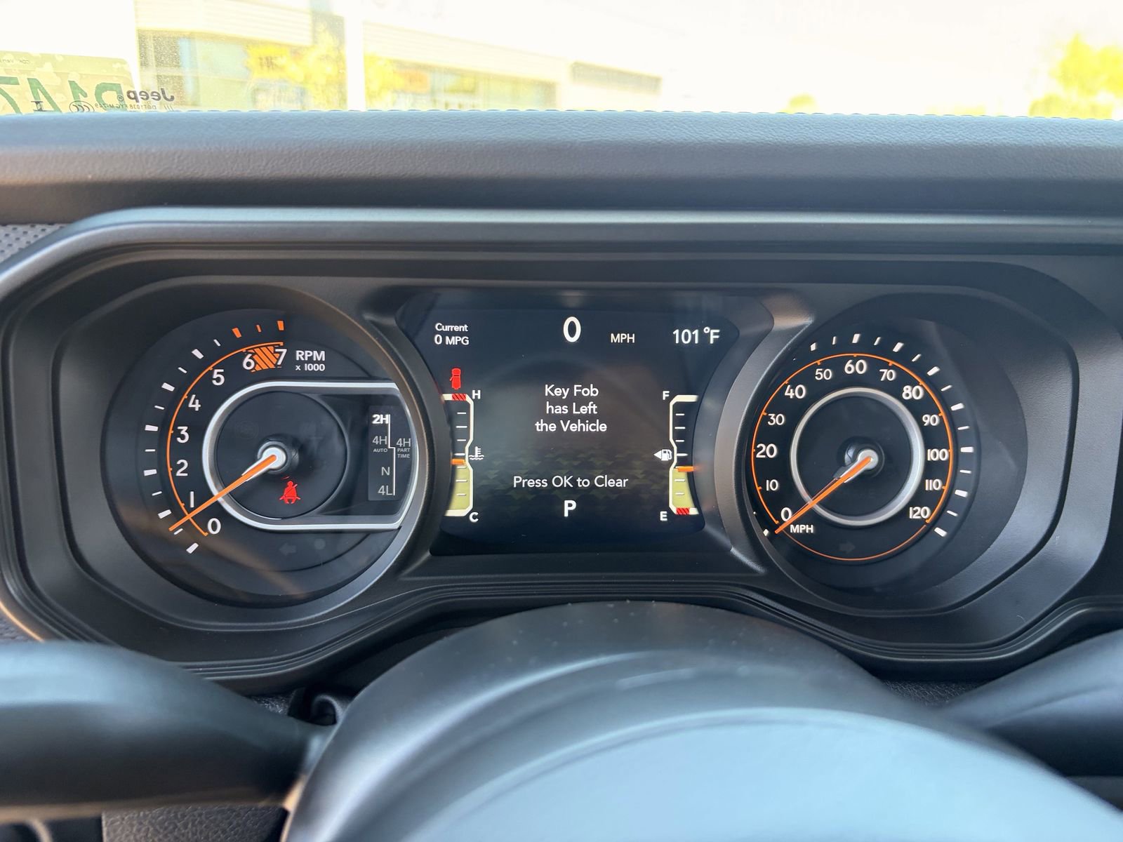 Used 2025 Jeep Wrangler Unlimited Rubicon AWD/4WD image 28