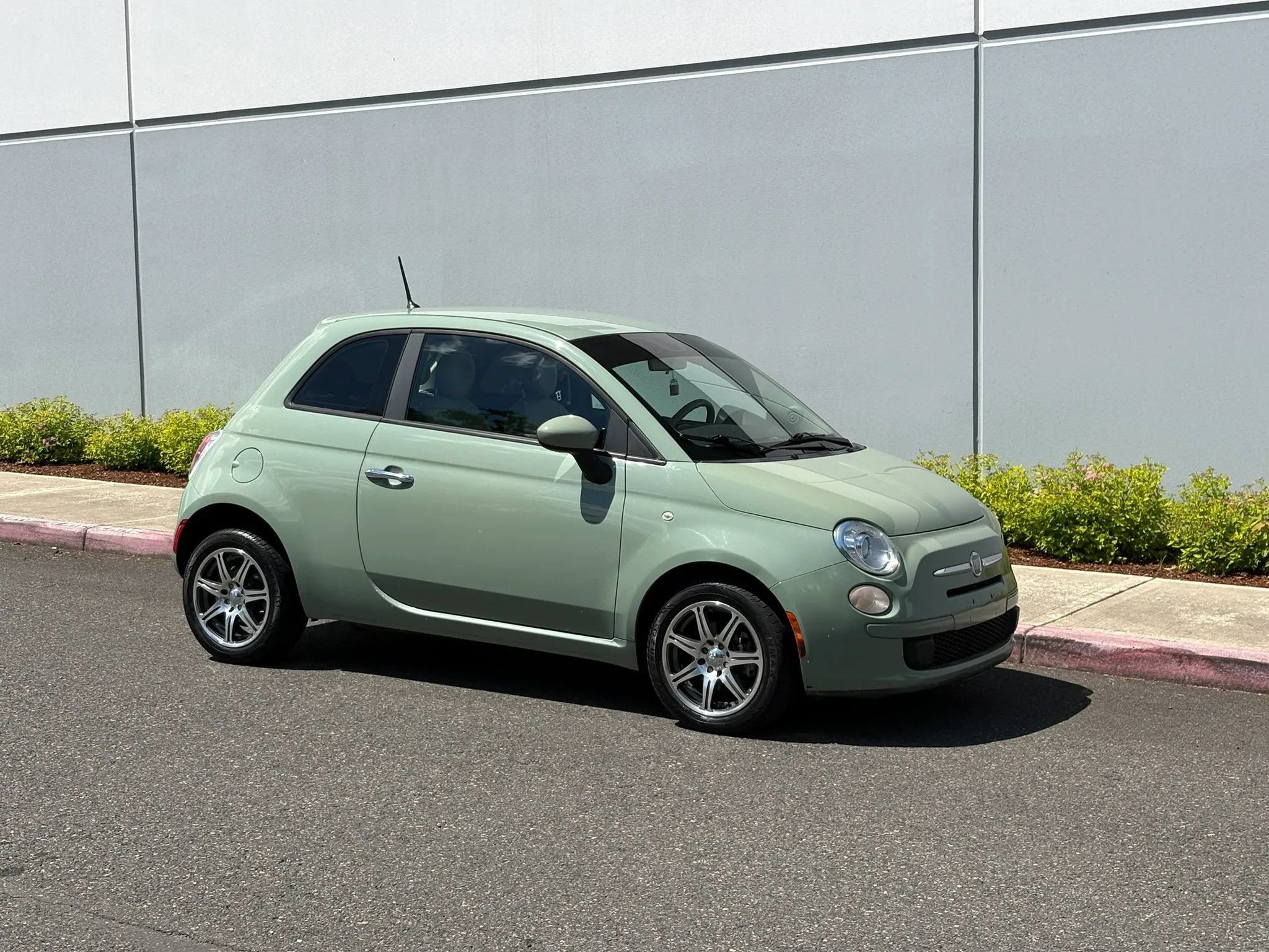 Used 2013 FIAT 500 Pop FWD image 8