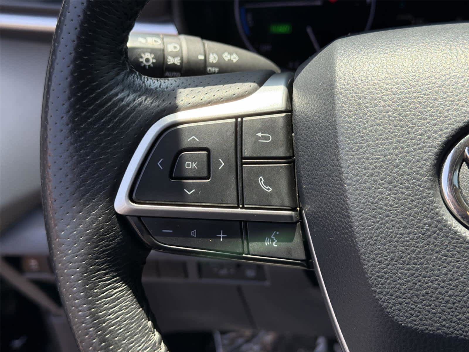 Used 2021 Toyota Sienna Limited AWD/4WD image 34