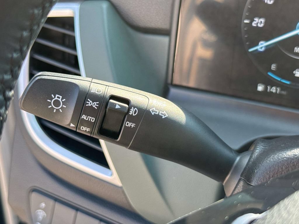 Used 2024 Kia Seltos SX w/ SX Sunroof Package AWD/4WD image 11