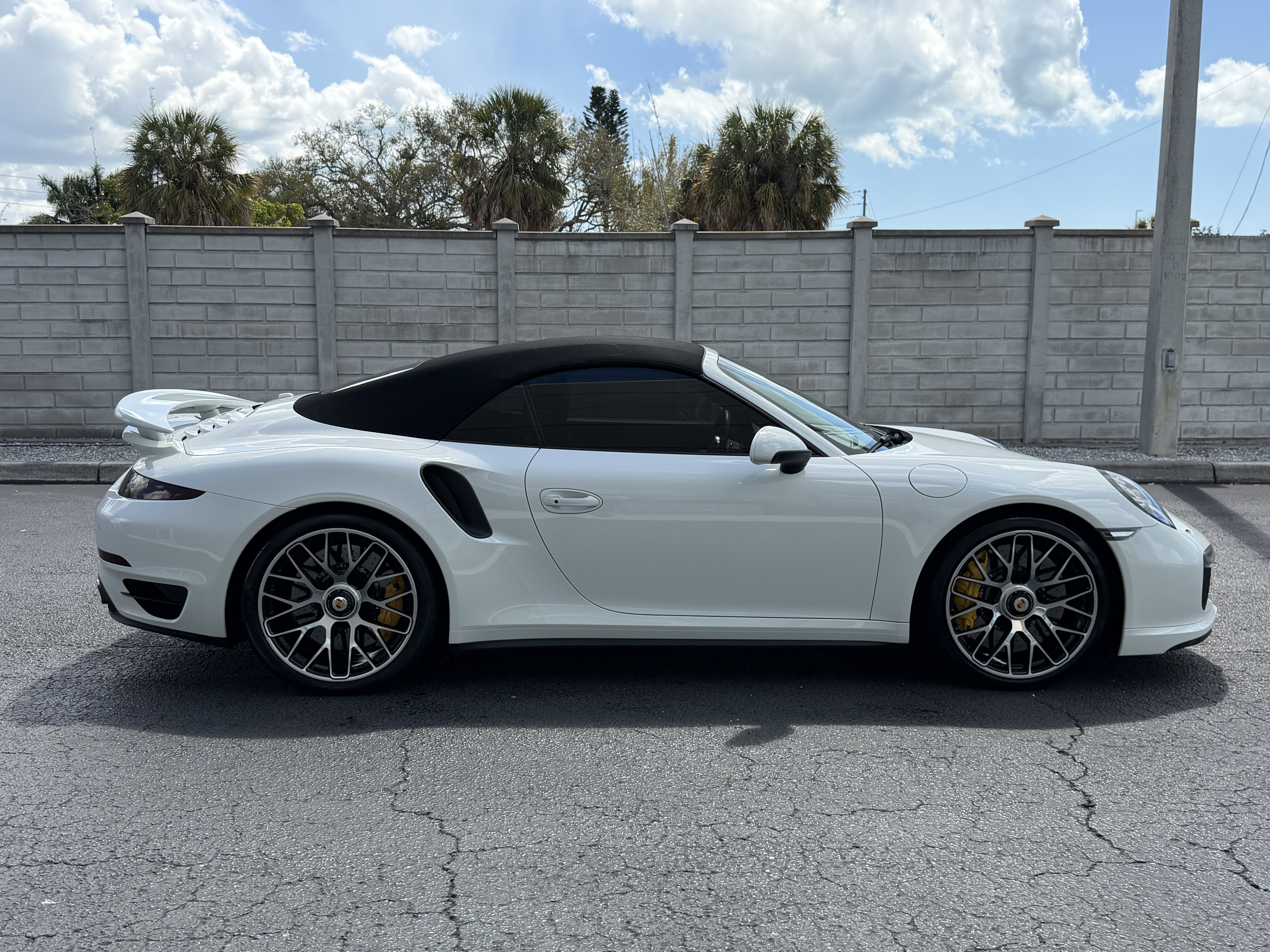 Certified 2015 Porsche 911 Turbo S image 7