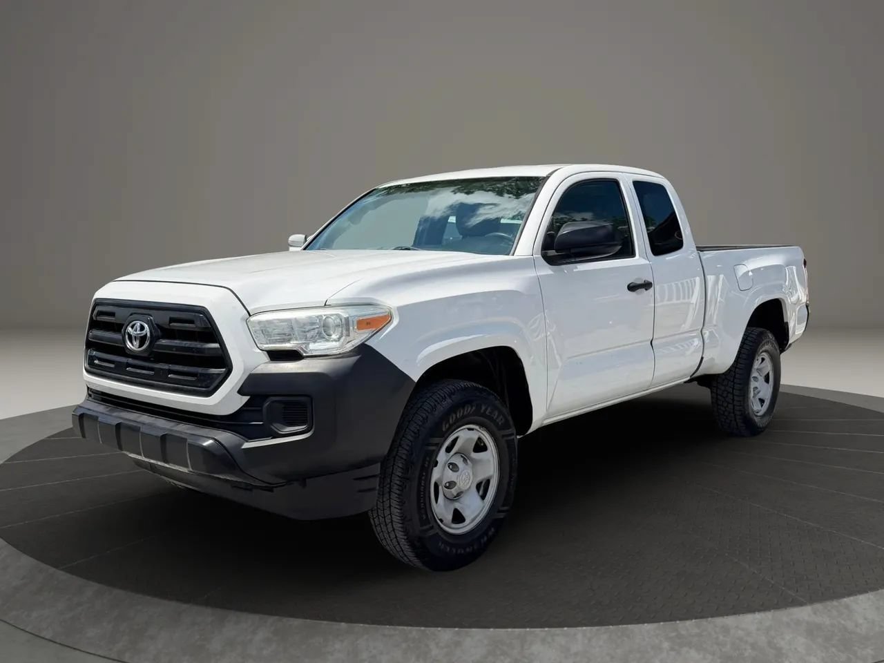 Used 2016 Toyota Tacoma SR