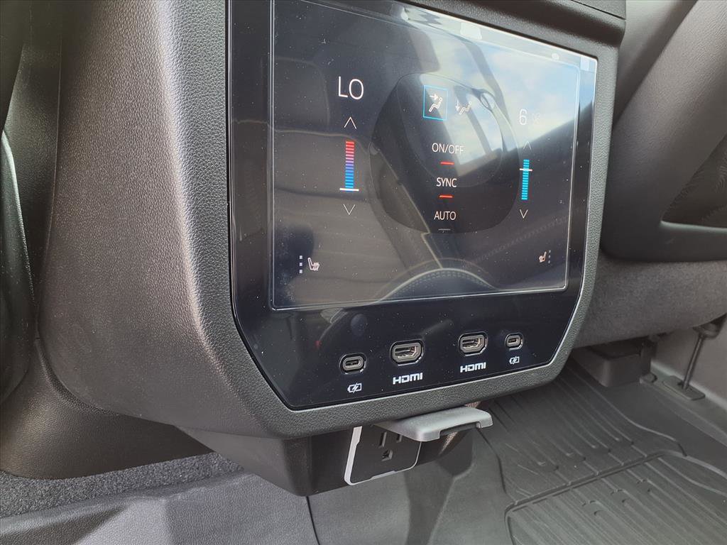 New 2026 GMC Yukon XL Denali Ultimate image 23