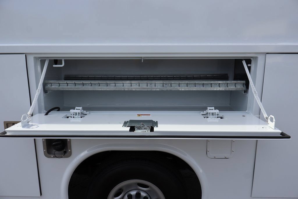 New 2026 Chevrolet Express 3500 w/ Power Convenience Package RWD image 30