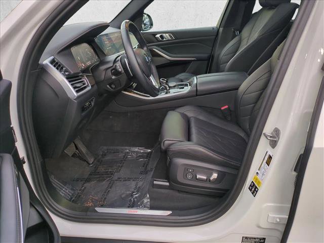 Used 2023 BMW X5 xDrive40i w/ Climate Comfort Package image 17
