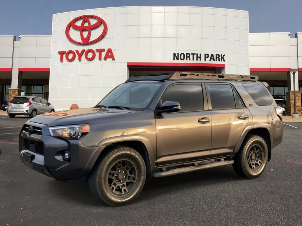 Used 2022 Toyota 4Runner SR5 Premium w/ Moonroof Package RWD image 1