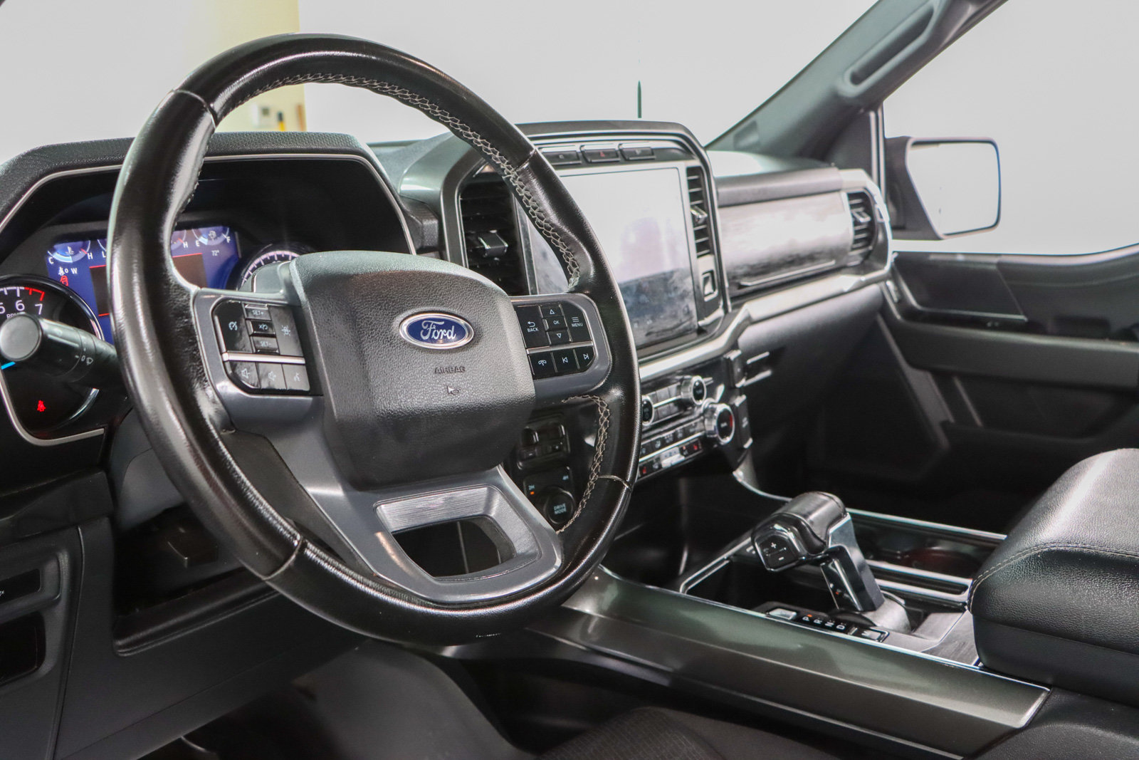 Used 2023 Ford F150 XLT w/ Equipment Group 302A High AWD/4WD image 24
