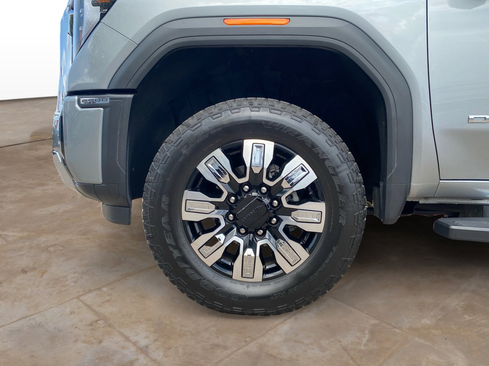 Used 2025 GMC Sierra 2500 Denali w/ Denali Reserve Package image 31